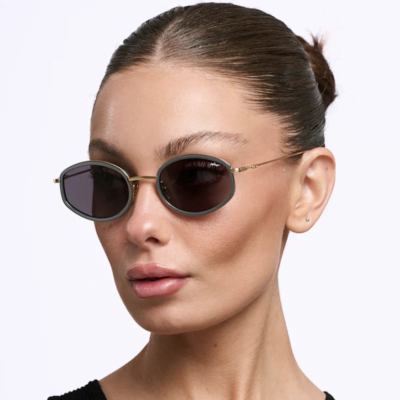 Anteojos de Sol - Kate - Gris Perlado - Lente Gris