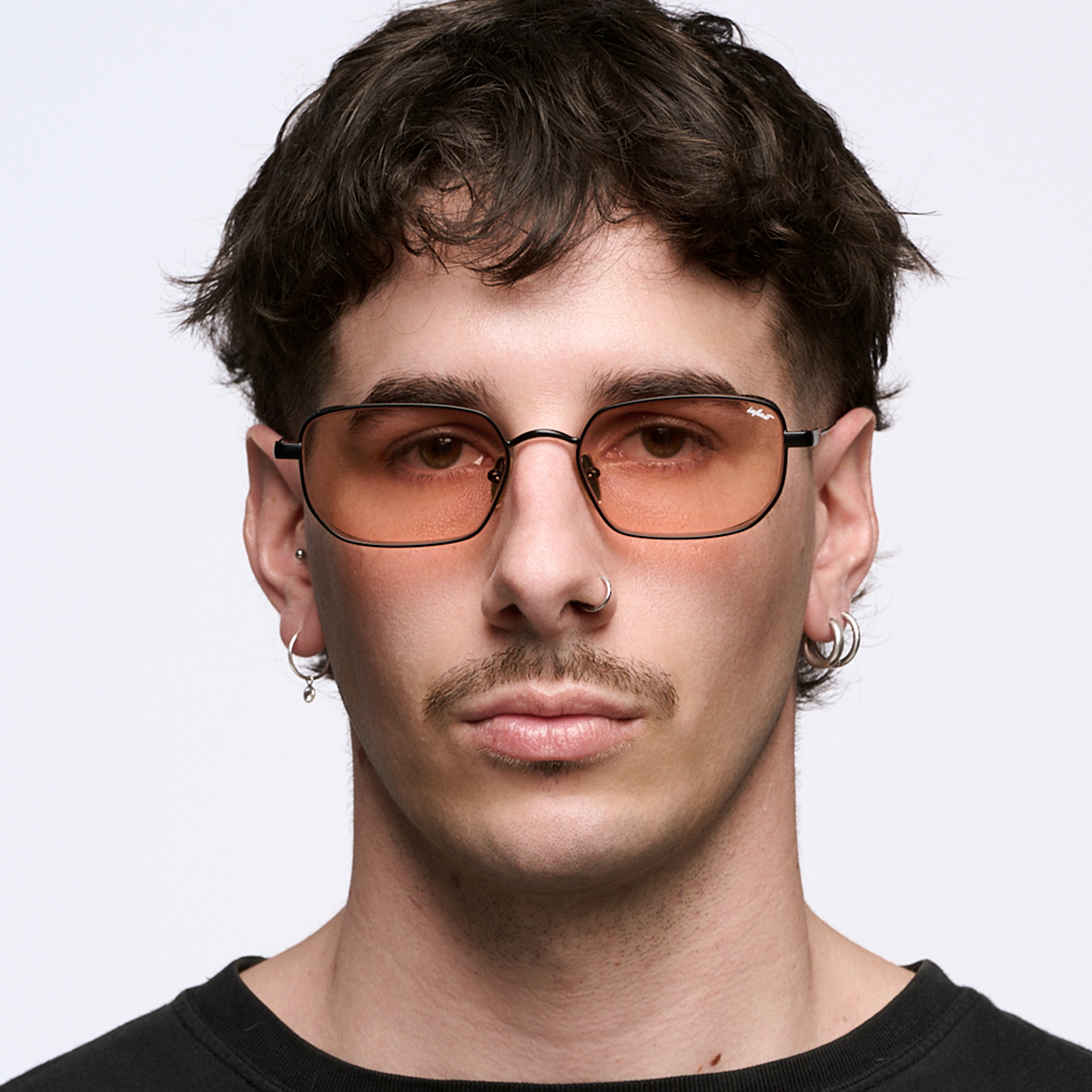 Palmyra Negro Lente Coral