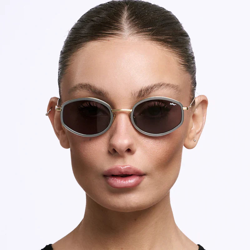 Anteojos de Sol - Kate - Gris Perlado - Lente Gris